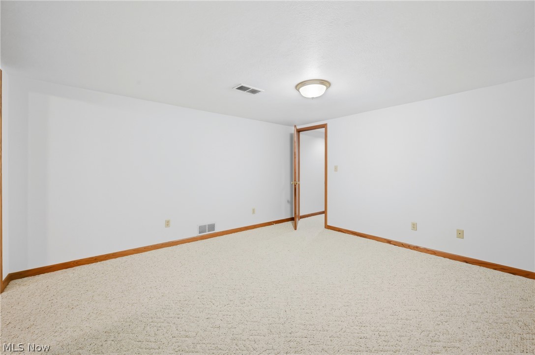 Woodlands Condo - Residential