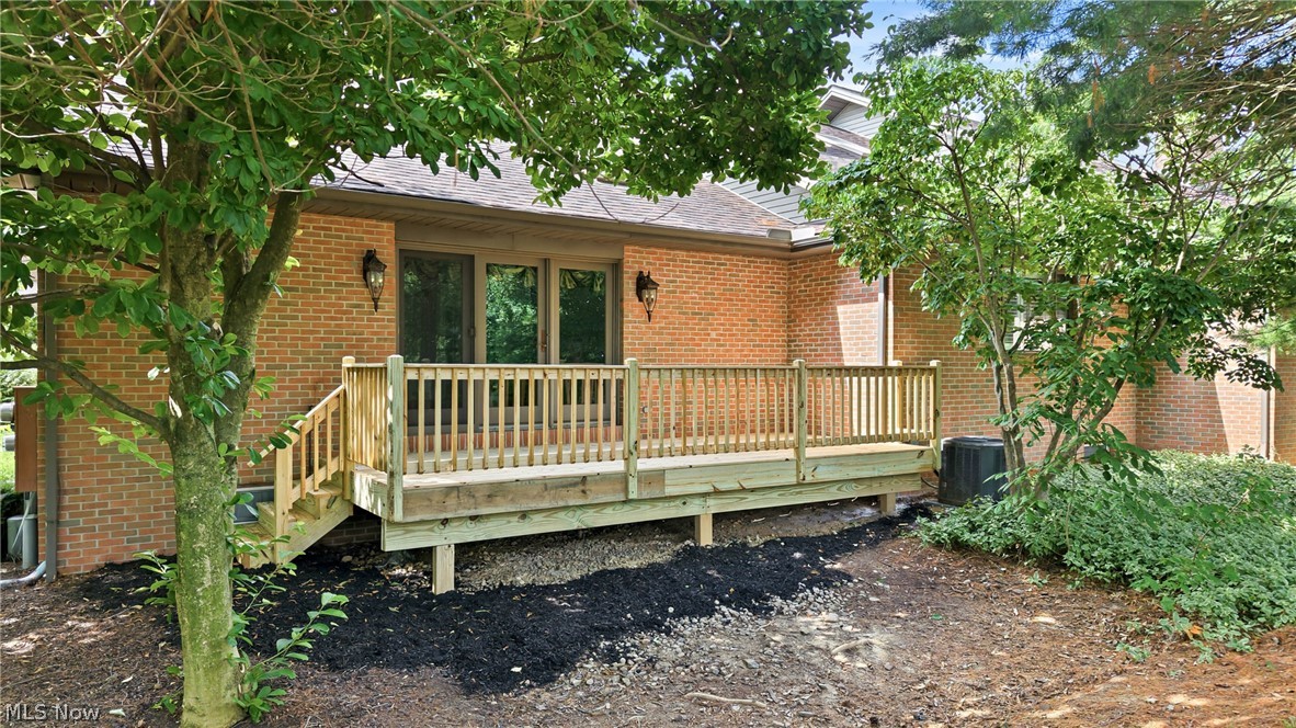Woodlands Condo - Residential