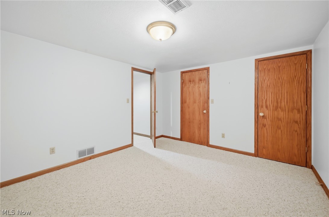 Woodlands Condo - Residential