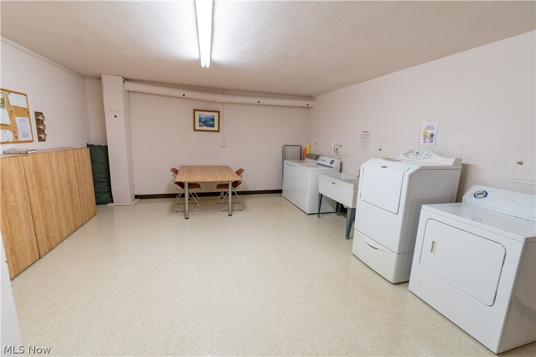 Hilroc Condo - Residential