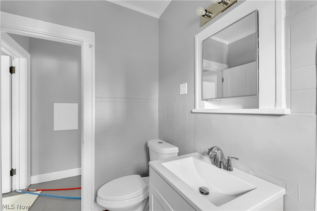 Frisbie Companys Resub - Residential Income