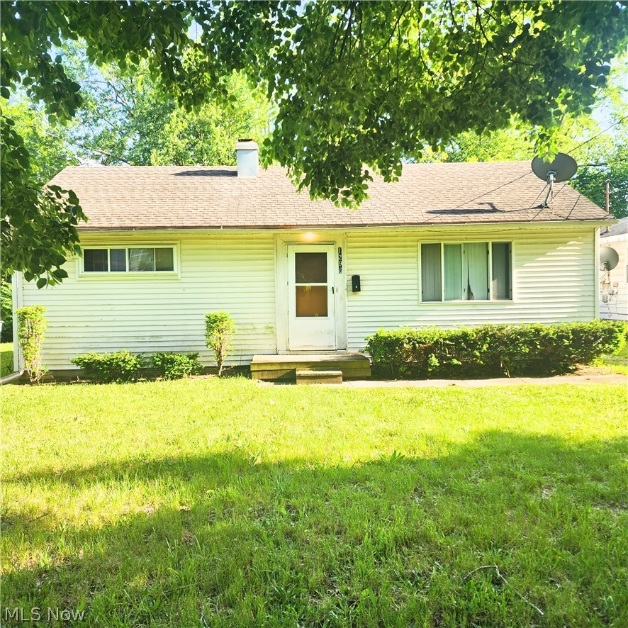 Great ranch style home with charm perfect for a starter home or tenant occupied investment property. With 3 bedrooms and 1 full bathroom all on a single floor, additional dining space within the eat-in kitchen. Property was built in 1956 with some newer windows. Nice yard with wooden deck off of the kitchen and driveway for ample off-street parking. Roof was replaced in 2012. Ample space to add a garage. Schedule your showing today!

Due diligence Buyer to verify all information. Information deemed reliable but not guaranteed.