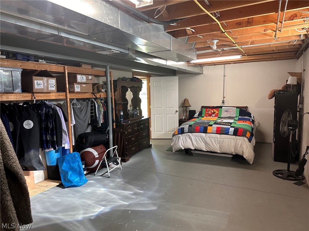 Cranberry Ct Condo - Residential