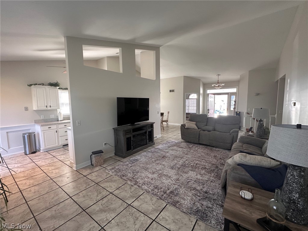 Cranberry Ct Condo - Residential