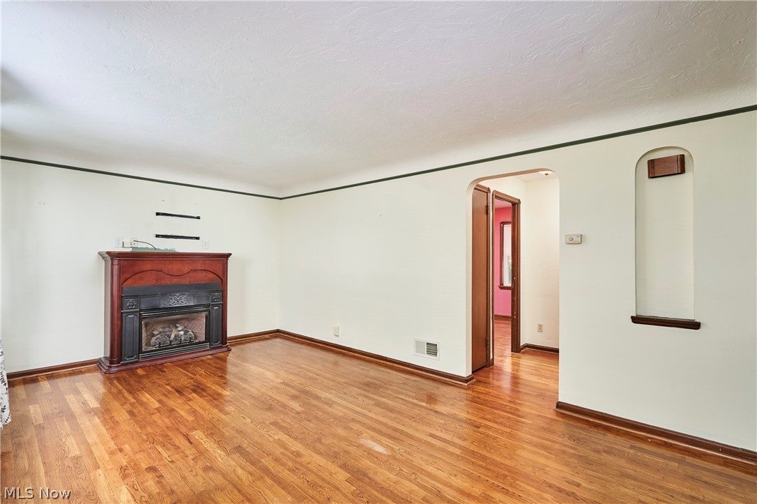Briar-Cliff 05 - Residential