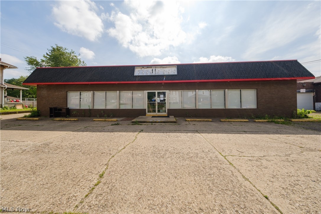Massillon - Commercial Sale