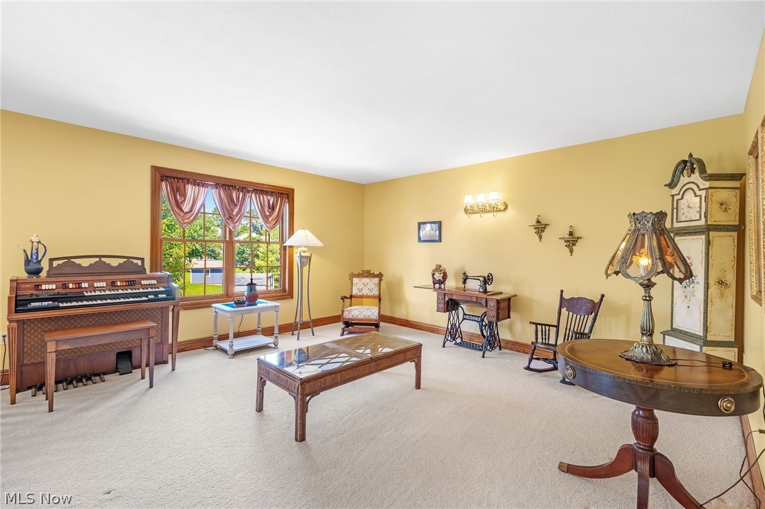 Village/Hartville - Residential