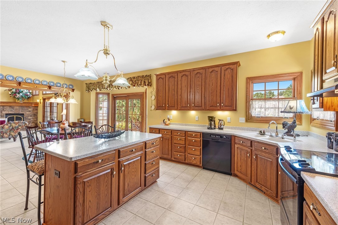 Village/Hartville - Residential