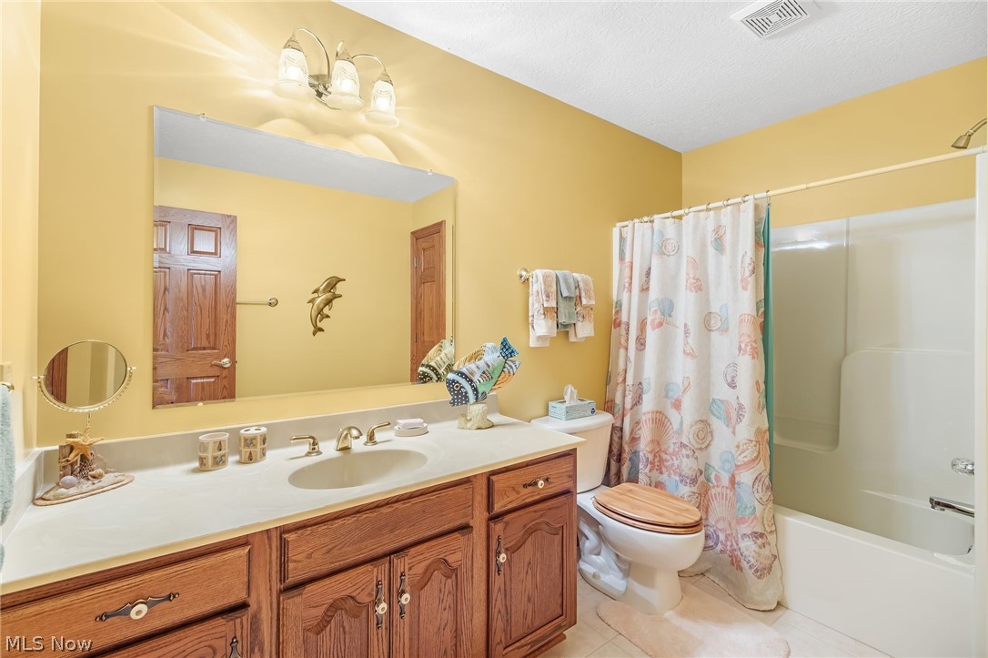 Village/Hartville - Residential