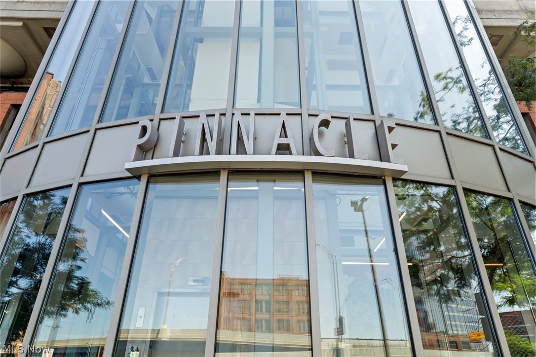 The Pinnacle - Residential