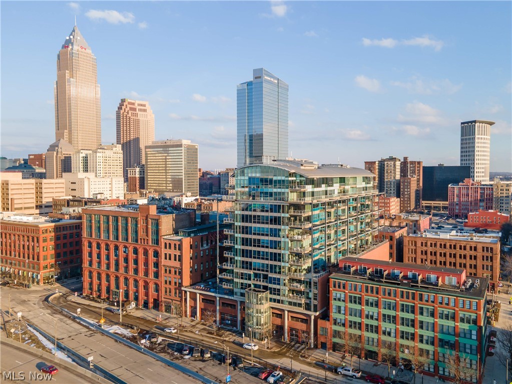 The Pinnacle - Residential