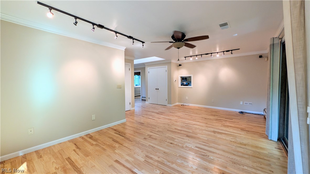 Knollwood - Residential