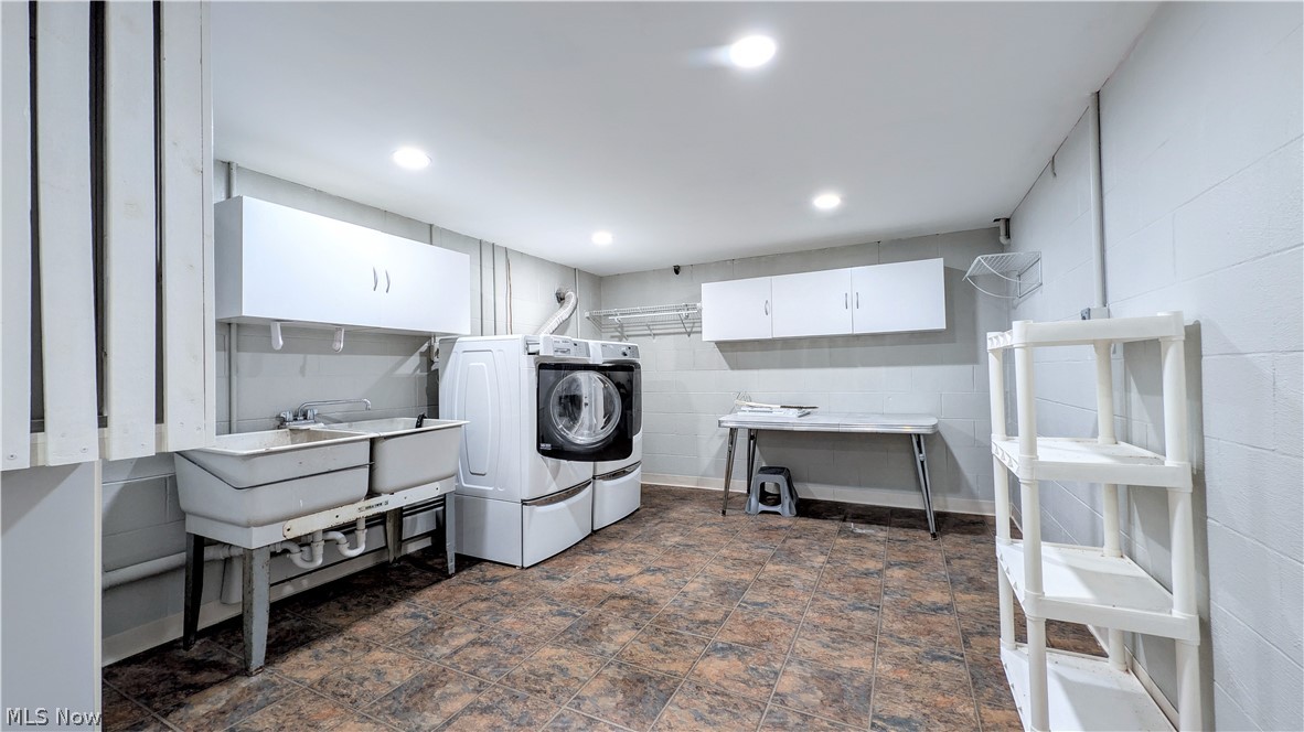 Knollwood - Residential