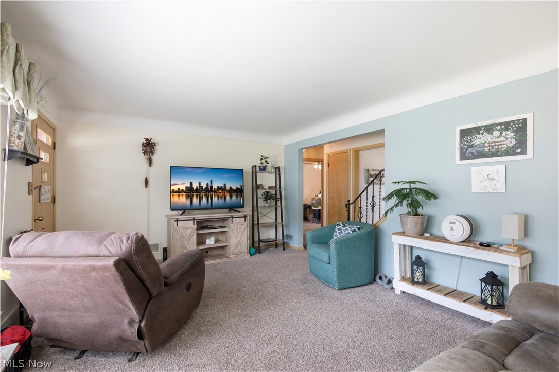 Larchmont Estates - Residential