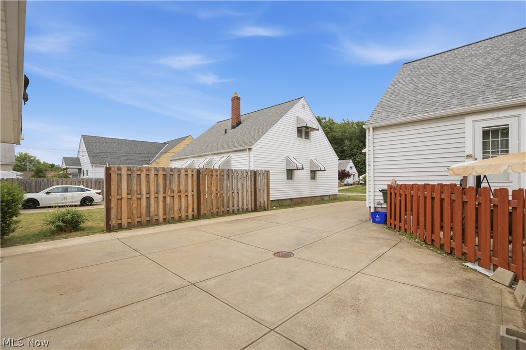 Larchmont Estates - Residential