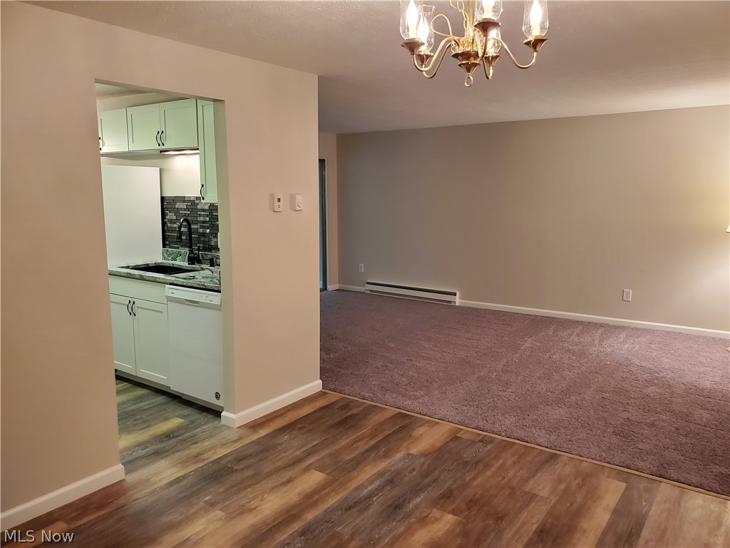 Silver Lake Towers - Residential
