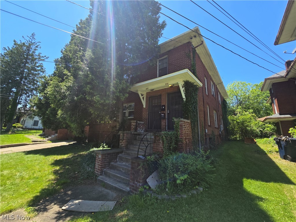 City/Youngstown - Residential Income