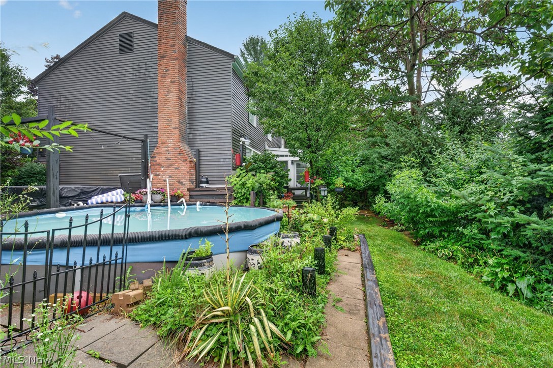 Twin Oaks - Residential