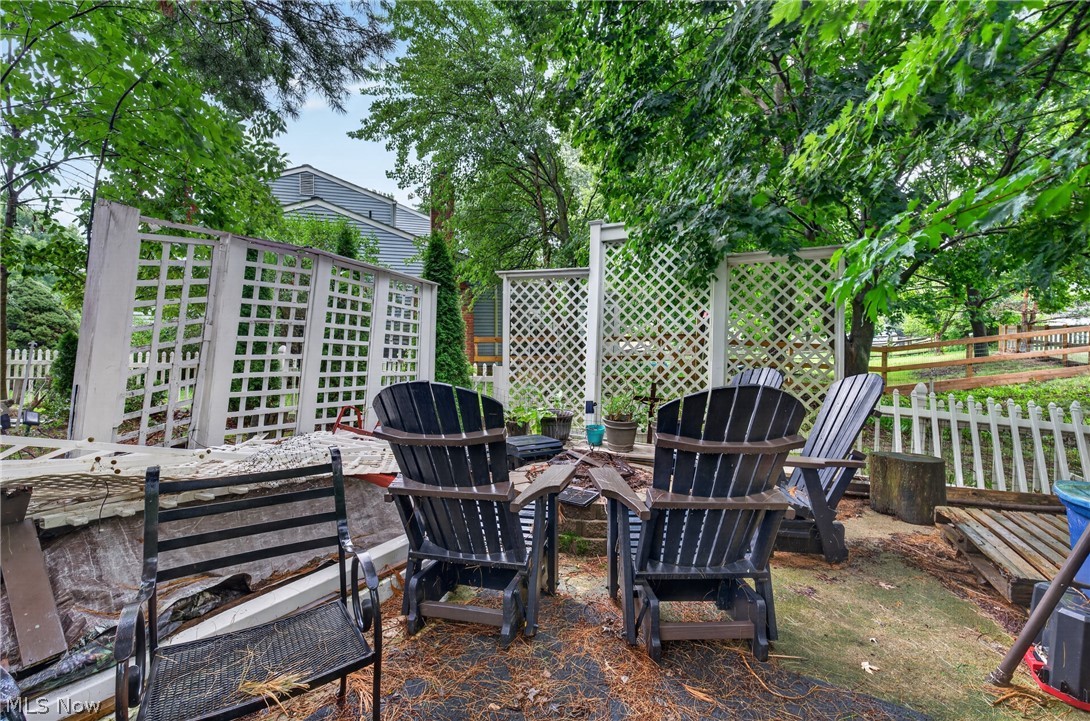 Twin Oaks - Residential