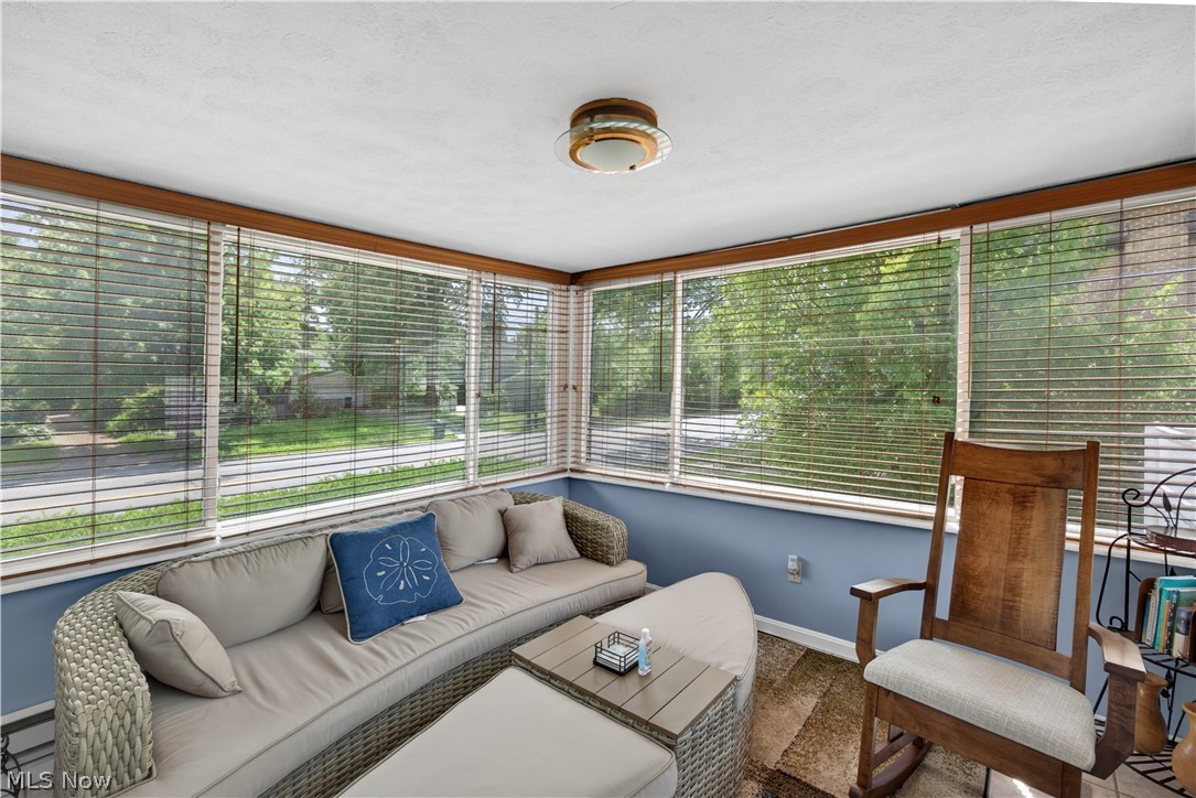Forest Hills Blvd - Residential