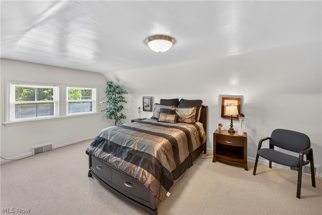 Forest Hills Blvd - Residential