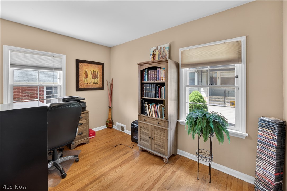 Forest Hills Blvd - Residential