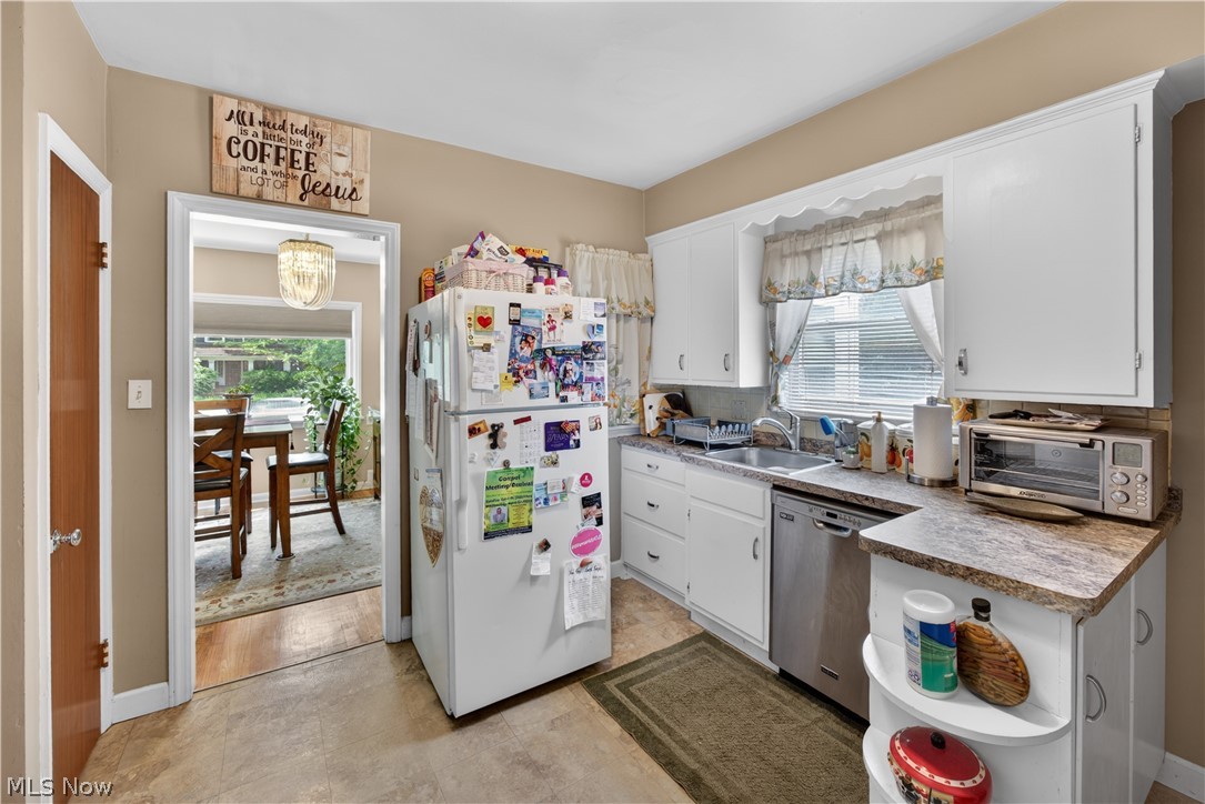 Forest Hills Blvd - Residential