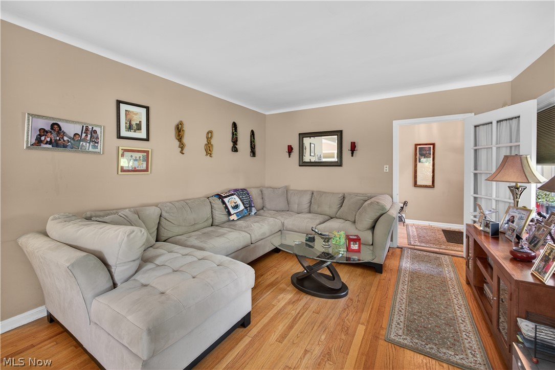 Forest Hills Blvd - Residential