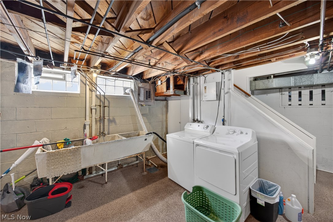 Forest Hills Blvd - Residential