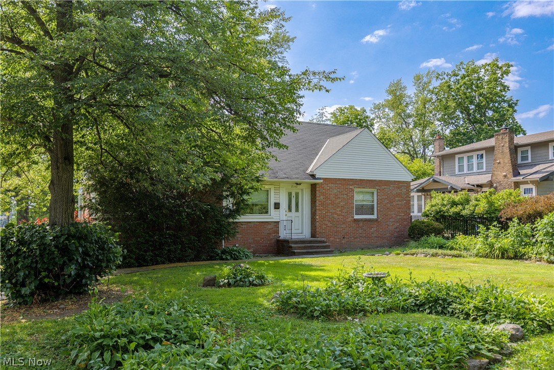 Forest Hills Blvd - Residential