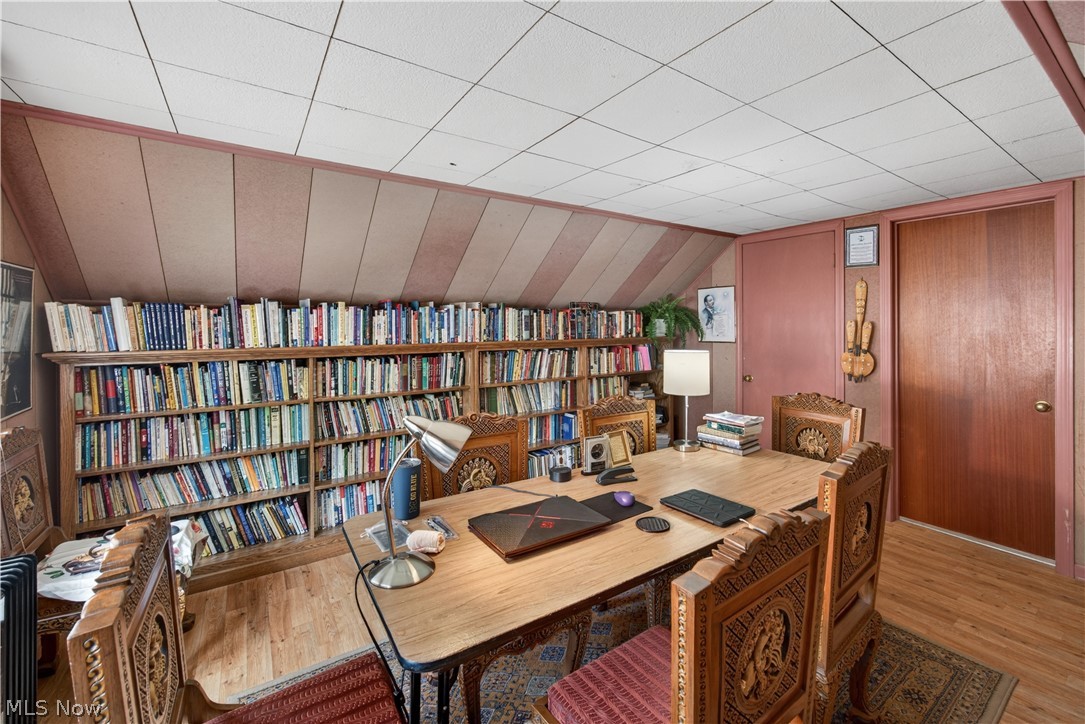 Forest Hills Blvd - Residential