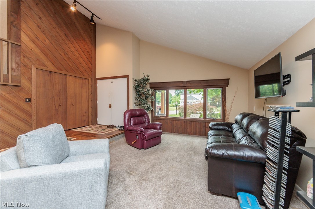 Meadows West - Residential