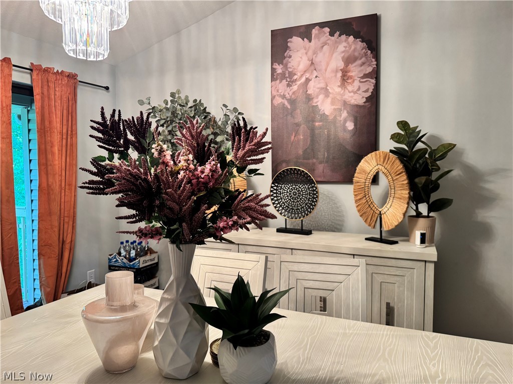 Enclave/Rosemont Rdg Condo - Residential