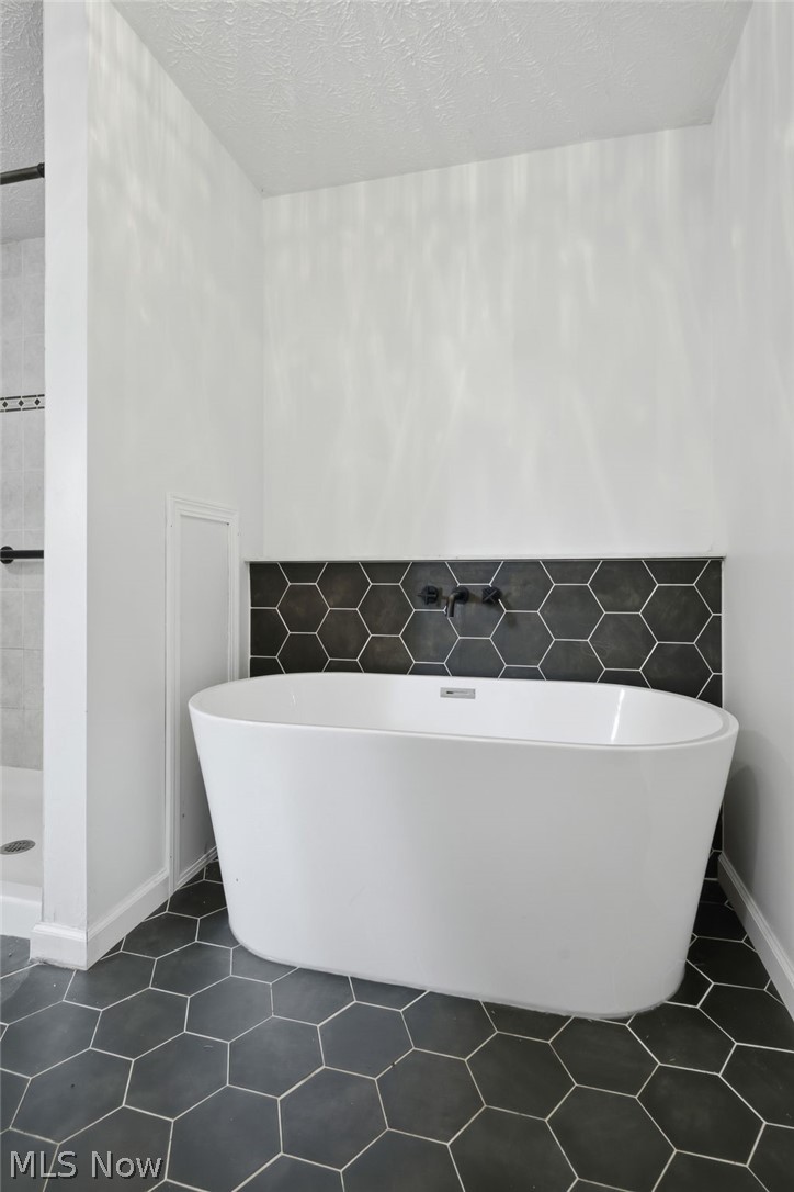Ridgewood Lake Improv Com - Residential