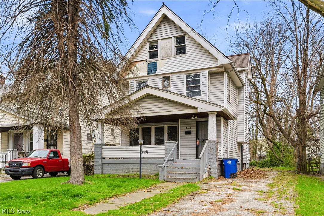 ATTENTION ALL INVESTORS!!!! 
Opportunity, here it is!! Located just minutes from the Cleveland Clinic, major highways, great Eateries and plenty of abundant shopping centers. Beautiful natural hardwood woodwork and doors coupled with cozy ambiance with the brick fireplace, welcomes you home with comfort.  This lucrative investment needs some tender care cosmetically.  Bones  appear to be solid condition. Offering newer (within a few years) updated electrical, newer furnace and hot water tank. There is a large bonus room off the dining room that offers use in a myriad of ways. Laundry main level. There is a huge covered front porch for morning coffee or evening relaxation. After improvements, rents could be approx. 1400.00 per month!!