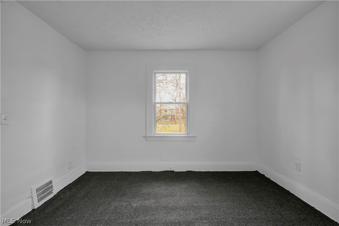 E Warner Whites Allotment 10 - Residential Lease