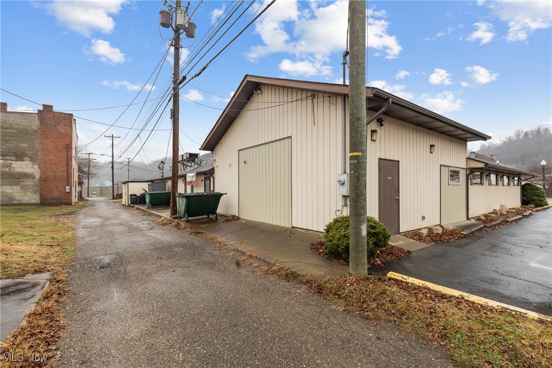 Bellaire - Commercial Sale