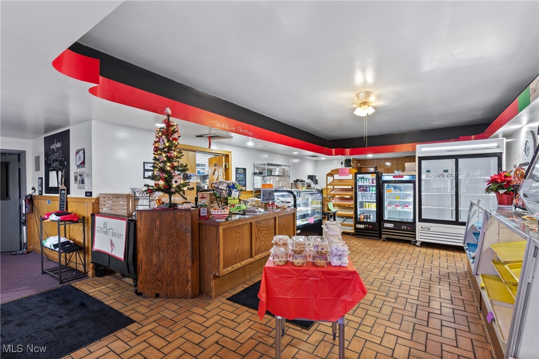 Bellaire - Commercial Sale