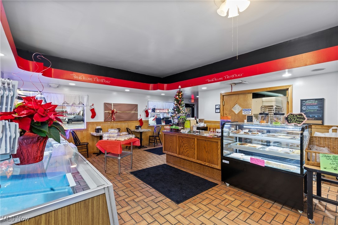 Bellaire - Commercial Sale