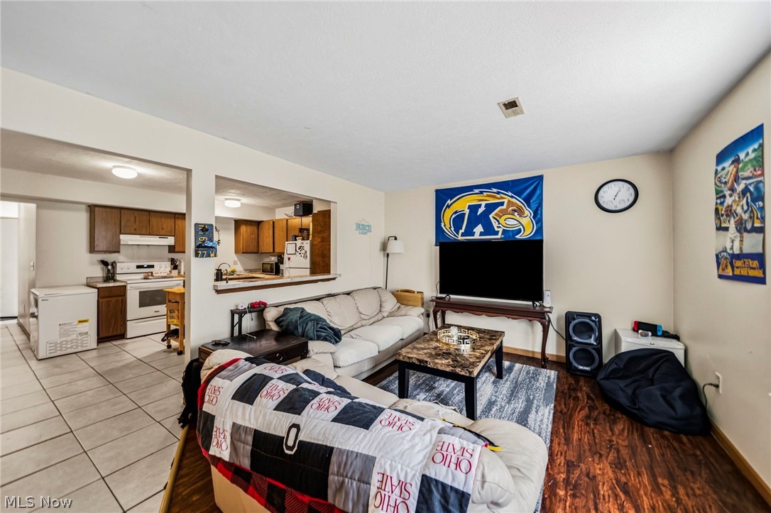 Whitehall East Twnhms - Residential