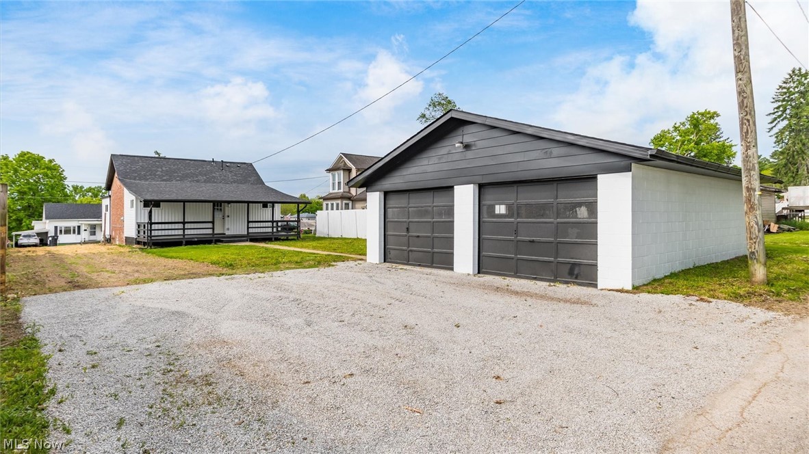 Thomas Browns Add - Residential