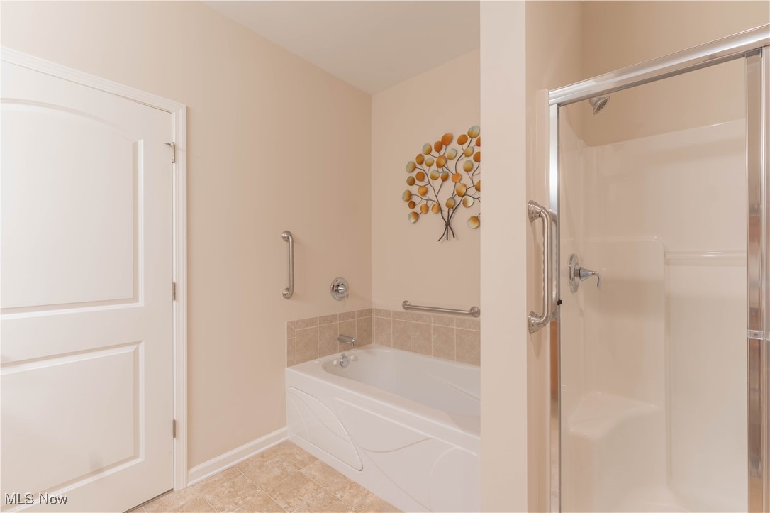 Cross Creek Village Condo - Residential