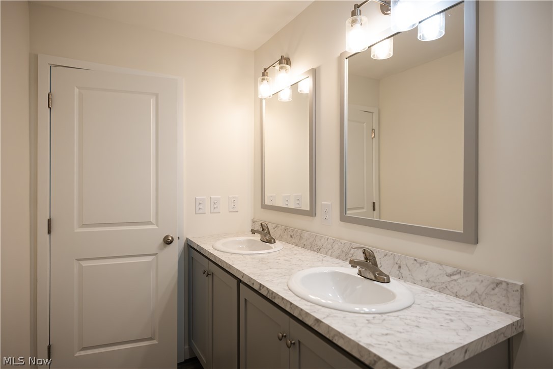 Tallmadge Place Add - Residential