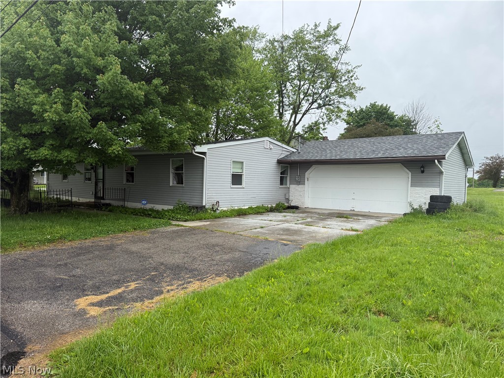 Located in the desirable Champion Local School District and just moments from SR 82, this inviting ranch home in Warren offers the perfect blend of convenience, comfort, and space. Featuring 3 bedrooms, 1 bath, and over 1,700 square feet, the home welcomes you with a spacious living area that flows seamlessly into the dining room, where sliding glass doors open to a concrete patio ideal for relaxing or entertaining. The expansive kitchen is a standout with abundant cabinetry, solid concrete countertops, and a large eat-up bar perfect for gathering. Down the hall, you’ll find three bedrooms and a generously sized bathroom with plenty of storage. A cozy family room showcases a vaulted ceiling and sliding barn door, adding warmth and character to the space, while the oversized laundry room offers additional flexibility with built-in cabinets and room for a home office or hobby area. Completing the property is an attached two-car garage and a location that provides easy access to shopping, dining, and everyday conveniences.

This is an ONLINE ONLY foreclosure sale. There are NO SHOWINGS. Deposit due by wire transfer within 48 upon conclusion. Funding must take place within 30 days of confirmation of sale. 5% Buyer’s Premium shall apply. Subject to postponement and cancellation. Full terms and conditions at online registration.