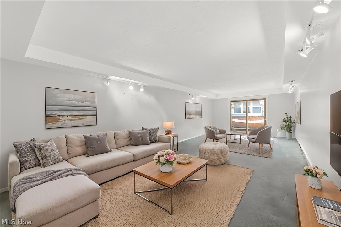 Fairmount West Condo - Residential