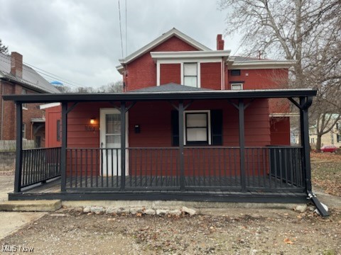 This unique 1-bedroom apartment could be your new home, with convenient PARKING  directly in front of the unit. There is a mini split for both your HEAT and AIR, WASHER & DRYER HOOKUPS in a spacious multi use room, UTILITIES ARE PAID FOR BY THE OWNER along with a covered front porch. This apartment is attached to a lovely historical 4-unit building in the Putnam Historic District which is known for its 19th century architecture. It’s located next door to the Historical Society, close to the Muskingum River and the popular Muddy Misers Restaurant. All applicants are subject to standard credit and background checks. Don’t miss out on the opportunity to call this apartment HOME!