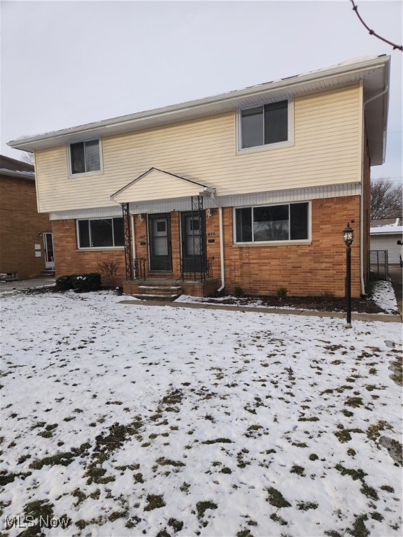 Large and spacious 3-bedroom, 1.5-bath side-by-side duplex offering 1,292 sq ft of living space, plus an additional 627 sq ft in the basement with extra living area and a dedicated laundry space. Located on a quiet street, this home is conveniently close to schools, shopping, restaurants, and public transportation. Features include central air conditioning, appliances included, a garage, and additional backyard parking. Professionally managed property with a one-year lease required. One month security deposit and first month’s rent due at signing. Criminal and background check required at the time of application.