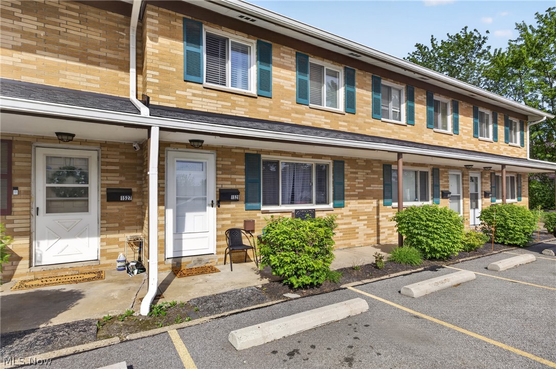 Arlington Condo - Residential