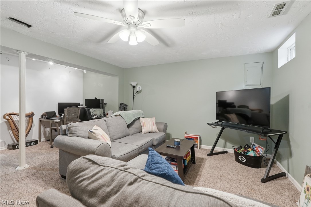 Maplecreek Twnhms - Residential