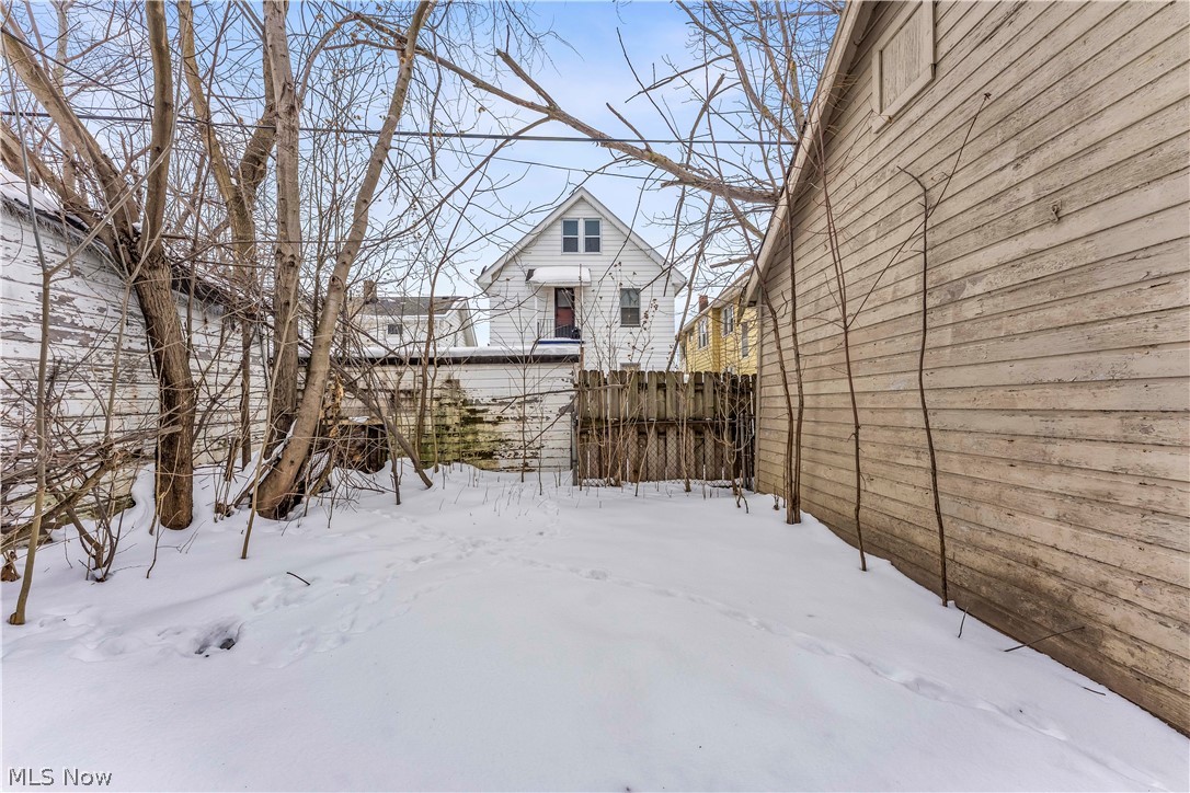 Lake Shore Blvd - Residential Lease